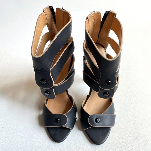 L.A.M.B. Black Leather Sandals (with box) - Picture 3 of 7